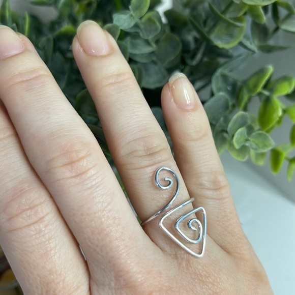 Exclusive and unique 💖 handmade artisan rings. - Picture 12 of 15